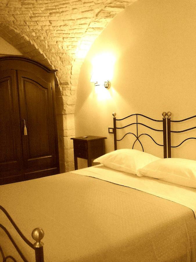 La Dolce Vite Hotel Turi Bagian luar foto